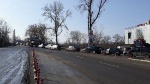 Current situation at the Borders. Sculeni and Leușeni Customs packed with vehicles