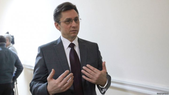 Mihai Poalelungi chose to fill in the vacancy at Constitutional Court