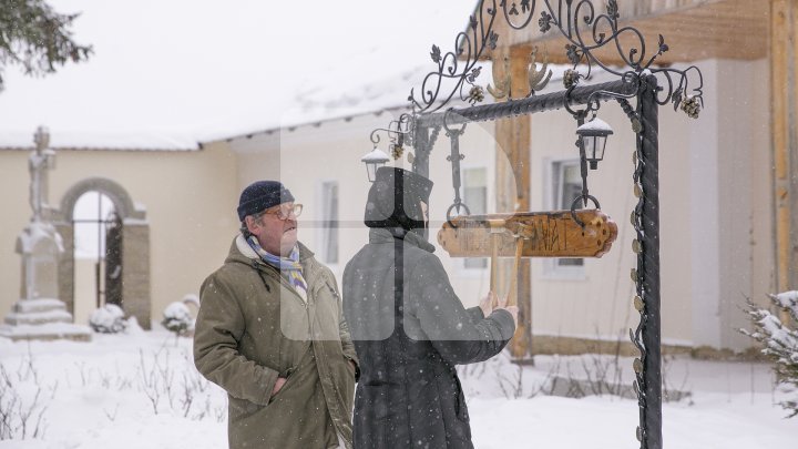 Three French Chefs took cooking classes from the nuns living in Frumoasa Monastery (Photo/Video)