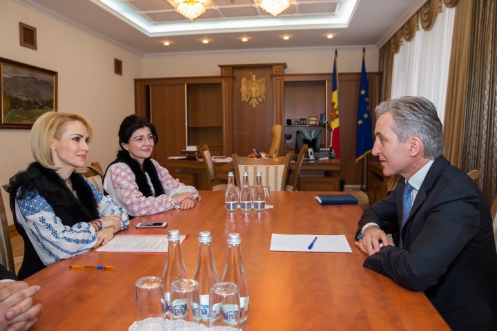 Meeting between Bucharest Mayor Gabriela Firea and Vice Premier for European Integration Iurie Leanca