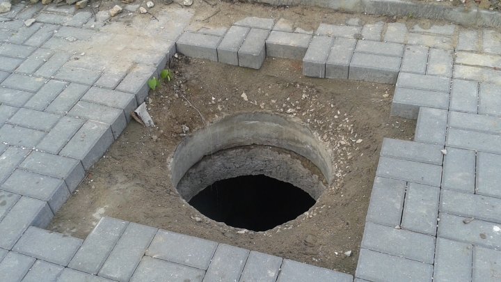 Chisinau: Woman who fell into sewer, has been rescued 