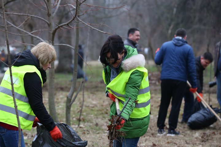 Extensive clean-up. Chisinau face has been changed enormously 