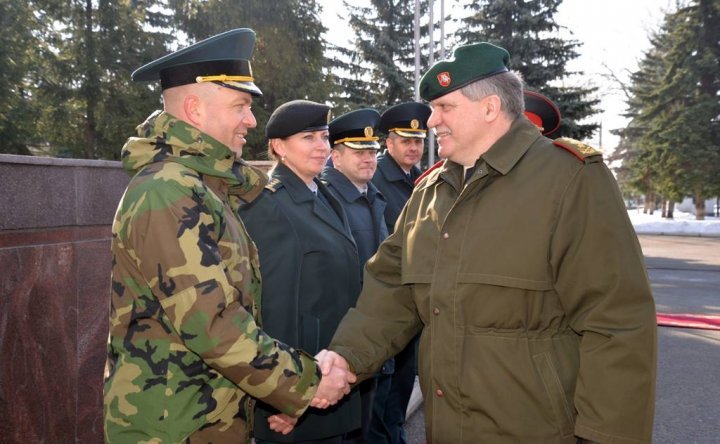 Regional security, topic in meeting between Minister Eugen Sturza and  Chief of the Lithuanian Defense Staff 