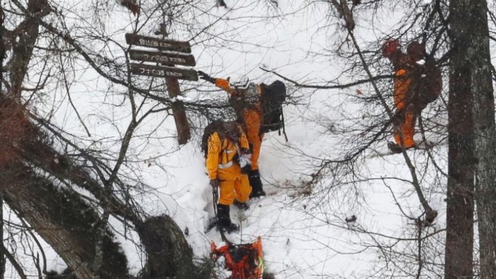 13 hikers rescued after being trapped overnight by snowfall on a Tokyo mountain