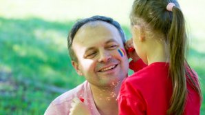 Andrian Candu: Tricolor is our history, while children are our future