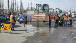 Without pits on streets. Roads repaired in Buiucani, Ciocana
