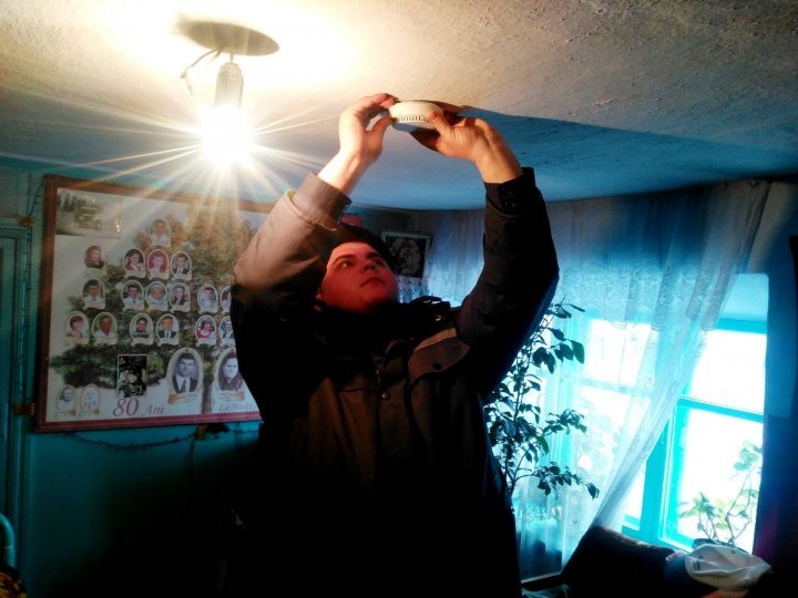 Free smoke detectors were installed for over 941 families from Moldova 