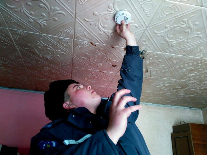 Free smoke detectors were installed for over 941 families from Moldova 