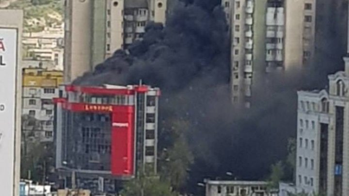 Devastating pictures of the Capital's second fire at a shopping mall from downtown