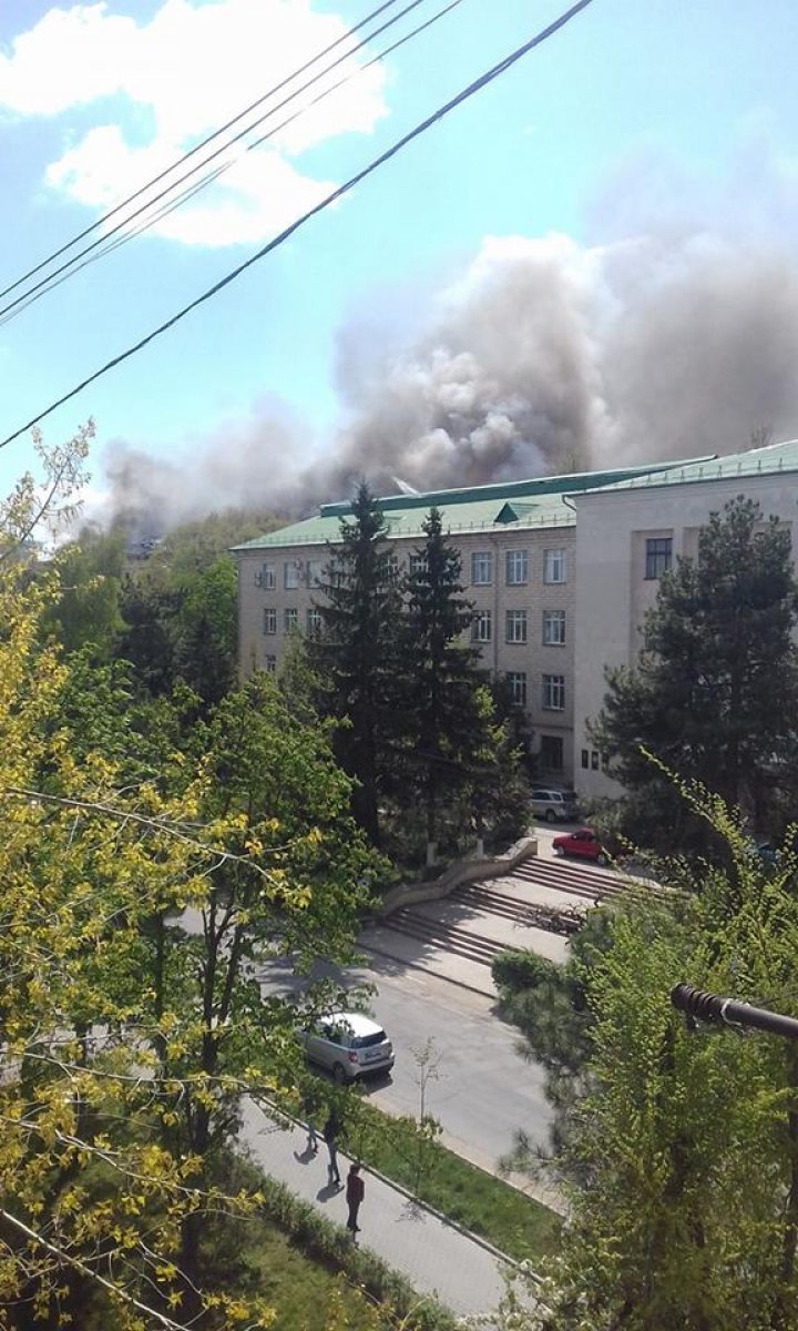 Fire at Science Academy of Moldova in Capital. Videos and Photos taken by eyewitnesses