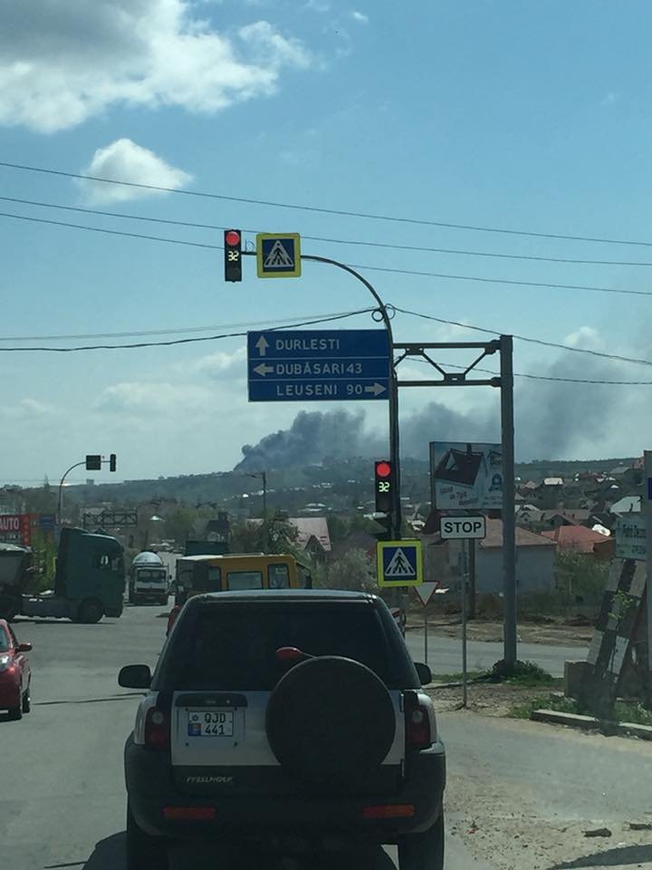 Fire at Science Academy of Moldova in Capital. Videos and Photos taken by eyewitnesses