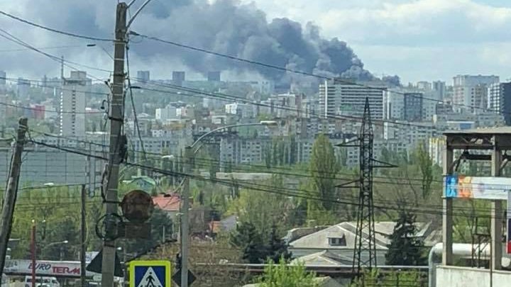 Fire at Science Academy of Moldova in Capital. Videos and Photos taken by eyewitnesses