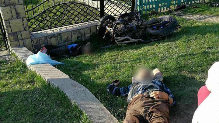 Crash killed three including motorcyclist in Răuțel village (Horrific images) 