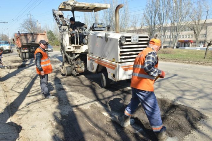 Silvia Radu: I wanted to make sure that all the rules are obeyed while roads are repaired