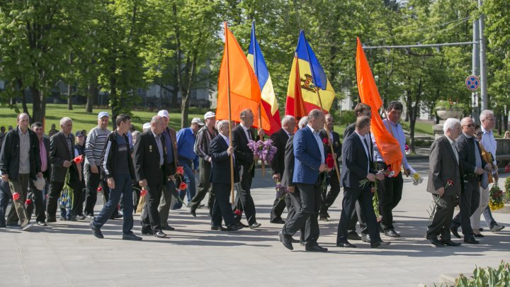 Victims of Chernobyl nuclear disaster commemorated in Chisinau (Photoreport) 