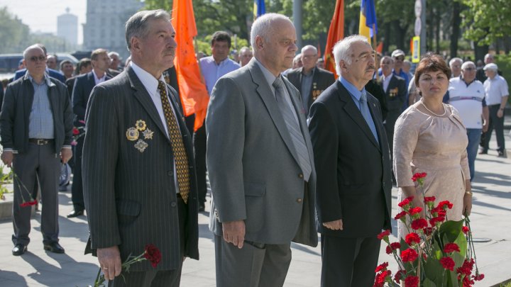 Victims of Chernobyl nuclear disaster commemorated in Chisinau (Photoreport) 