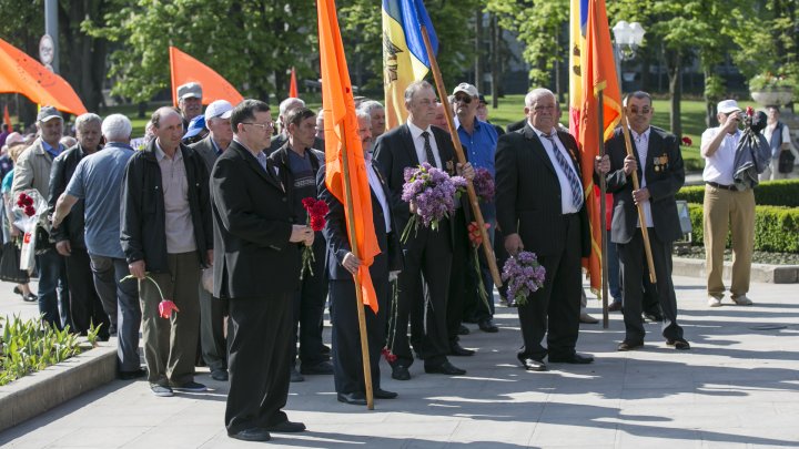 Victims of Chernobyl nuclear disaster commemorated in Chisinau (Photoreport) 