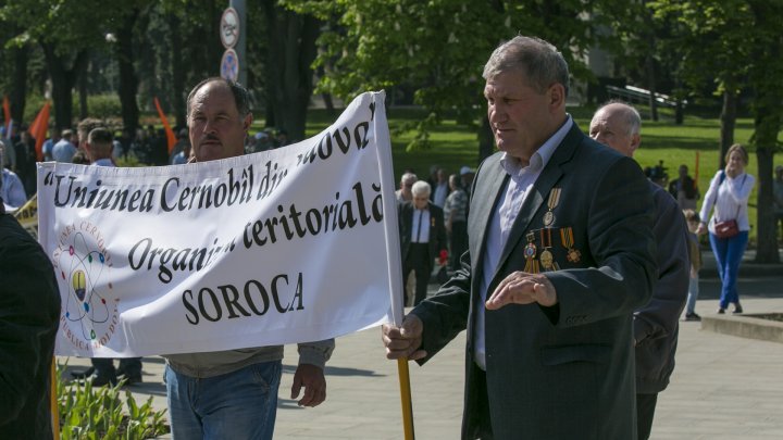 Victims of Chernobyl nuclear disaster commemorated in Chisinau (Photoreport) 