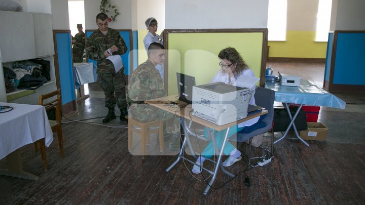 Soldiers and Military Academy students donated blood within a campaign launched by the Ministry (PHOTOREPORT)