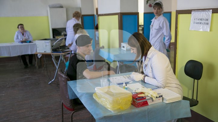 Soldiers and Military Academy students donated blood within a campaign launched by the Ministry (PHOTOREPORT)