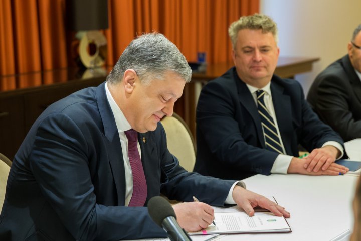 Law on joint border control was promulgated by President Poroshenko