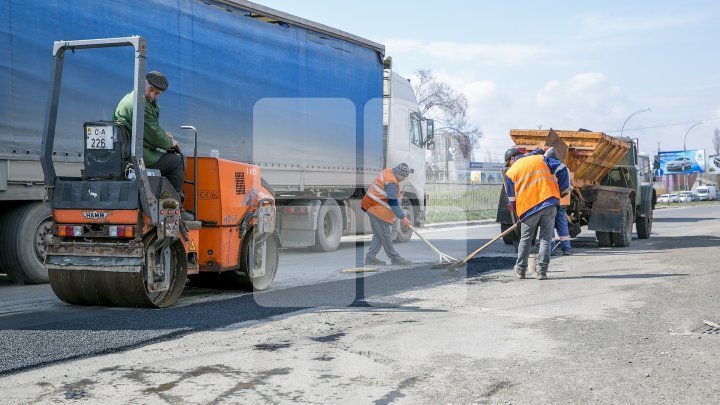 Road traffic suspended on certain streets in Chisinau due to repair works 