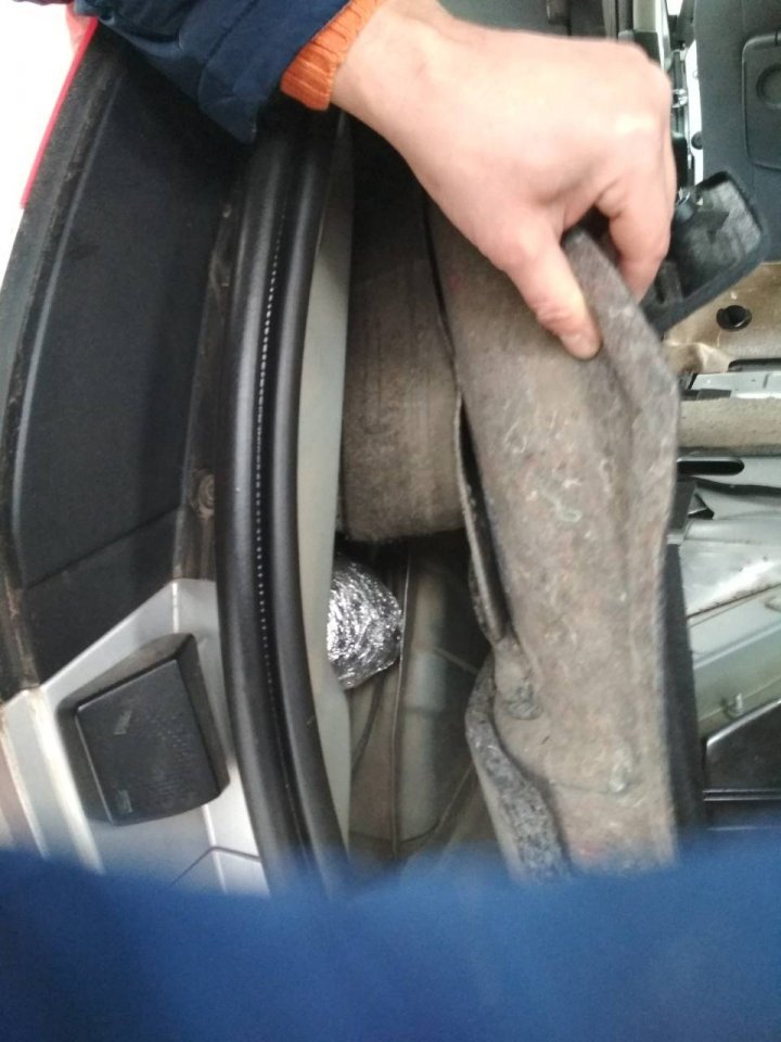 Driver arrested after attempting to cross the border with 3 kg of marijuana