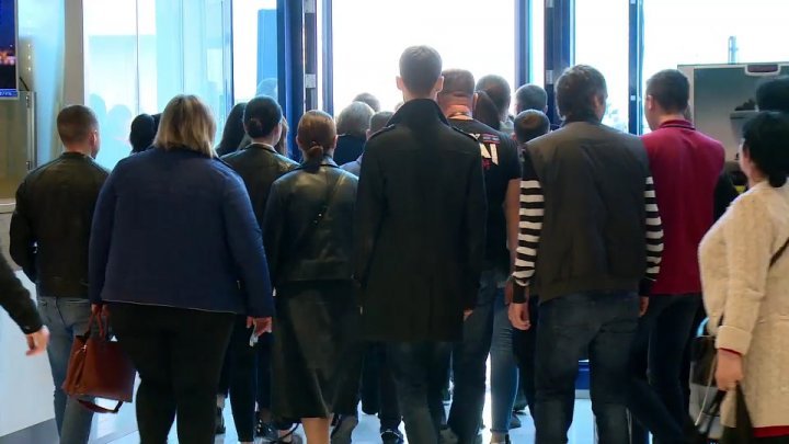 Chisinau International Airport fire. Over 200 employees and passengers evacuated
