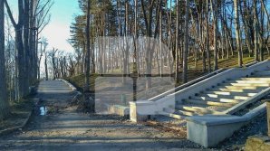 Bucharest City Hall will finance renovation of the granite stairs from Valea Morilor park