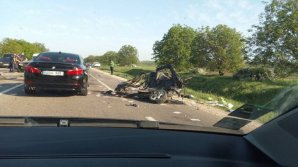 Tragic accident on Orhei-Balti road. Driver of car died (Terrifying images)