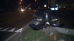 Man drunk driving hit pylon and run away 