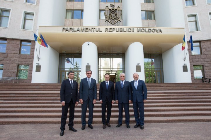 Former Presidents of Parliament visited it on Parliament's Day (PHOTO REPORT)