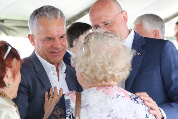 Vlad Plahotniuc celebrated Victory Day with War Veterans in front of the Nativity Cathedral (PHOTOREPORT)