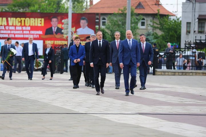 Thousands of people commemorated the fallen heroes from WWII at Eternitate Memorial Complex (Photo)