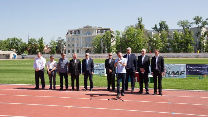 Andrian Candu at new athletics track inauguration on Dinamo Stadium