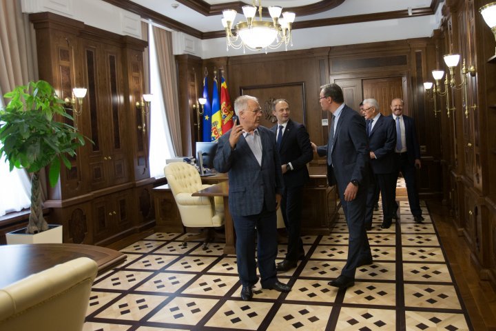 Former Presidents of Parliament visited it on Parliament's Day (PHOTO REPORT)