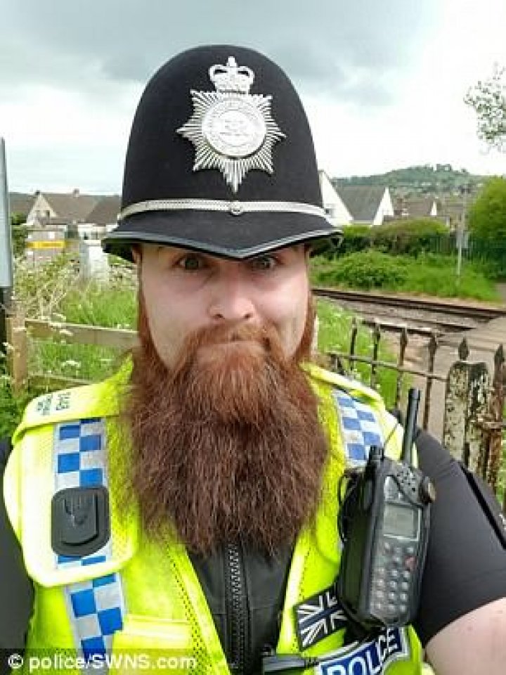 Look at this cop's beard. The internet went crazy when he seized cannabis from people