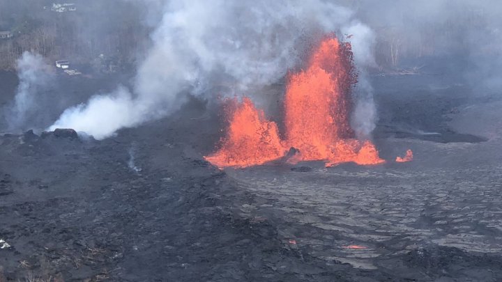 More evacuations ordered from fast-moving Hawaii lava