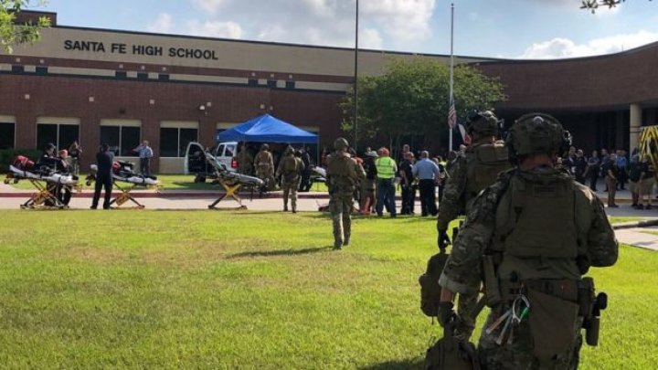 Texas school shooting: Up to 10 dead reported 