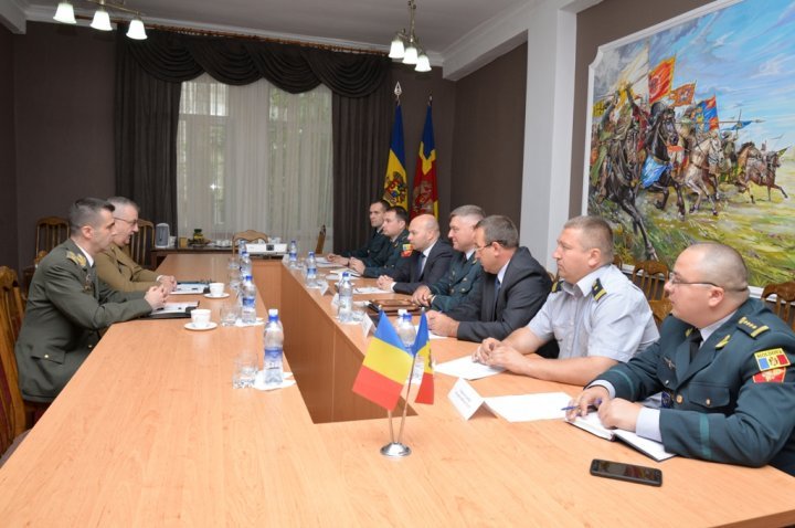 Personnel management tabled by Romanian - Moldovan Defense Ministries 