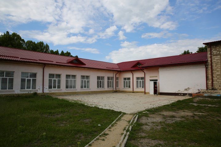 Gymnasium from Săiți village will be repaired, after nearly 90 years since its foundation (PHOTOREPORT)