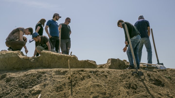 New discoveries at the archaeological site from Costești (PHOTOREPORT)