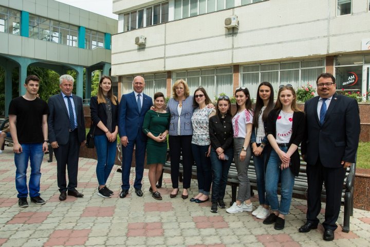 Pavel Filip and Corina Crețu held a lecture for students from Academy of Economic Studies of Moldova