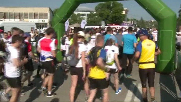 Hundreds runners at EcoRun dedicated to Nisporeni City Day