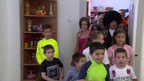 Edelweiss foundation of Vlad Plahotniuc, Edelweiss gave presents to children from Renaissance center from Nisporeni