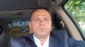 Andrian Candu's reaction after Andrei Nastase refused to put seat belt in traffic. Candu: I want to make sure you are worth my vote