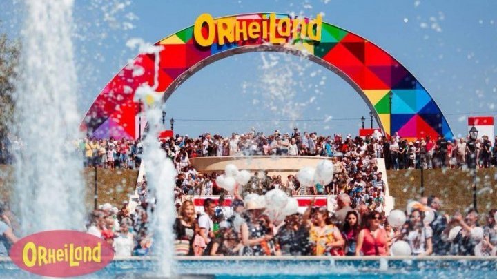 Great concert at biggest adventure park from Moldova, Orheiland. Singers from Moldova and Romania made a great spectacle 