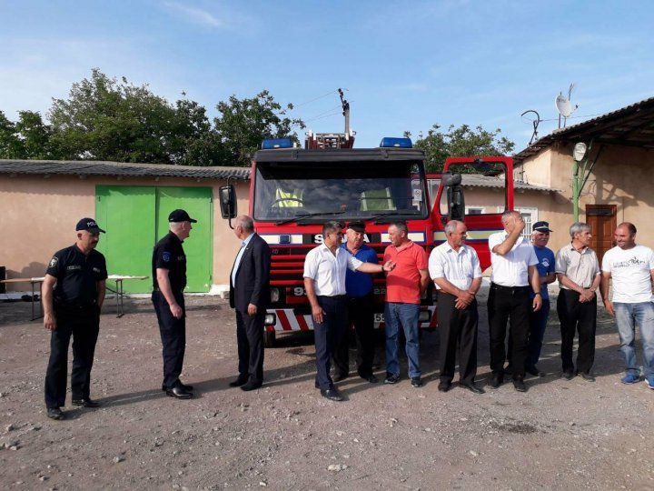 Fire station equipped with liquidation vehicle in Gura Galbenei