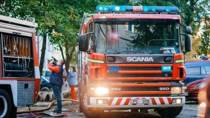 Fire station equipped with liquidation vehicle in Gura Galbenei