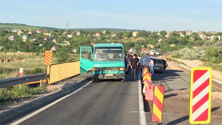 Car crash near Suruceni settlement. Traffic blocked in the region (Photo)